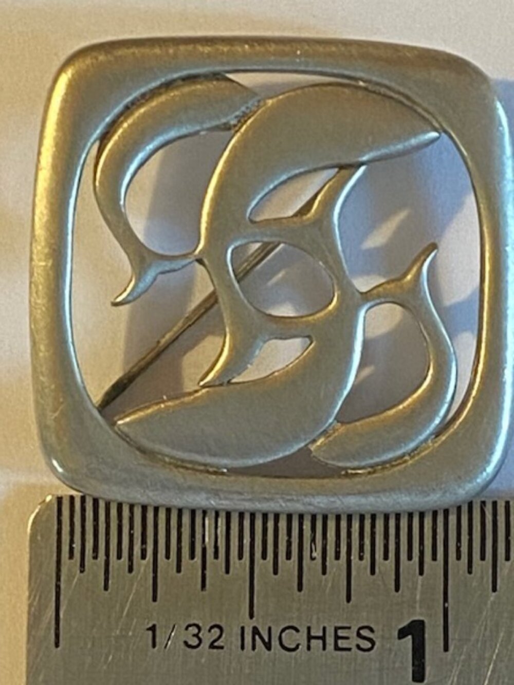 Vintage 1986 Ken Kantro Lovell Designs Dolphins Fish Pewter Brooch Pin